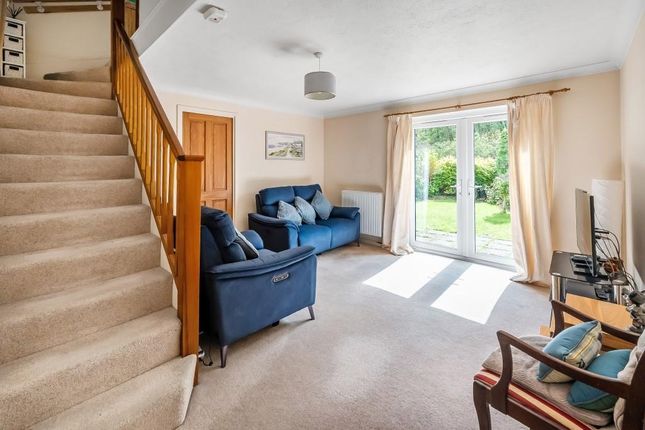 6, Abinger Close, Dorking photo 2