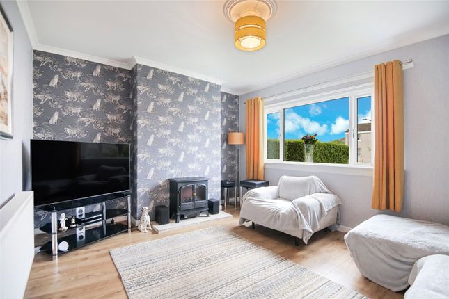 235, Lochfield Road, Renfrewshire photo 3