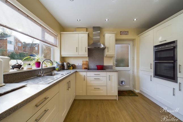 Link-detached house for sale in Chandos Close, Buckingham