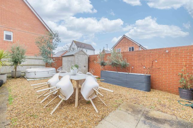 23, Wales Crescent, Kent photo 4