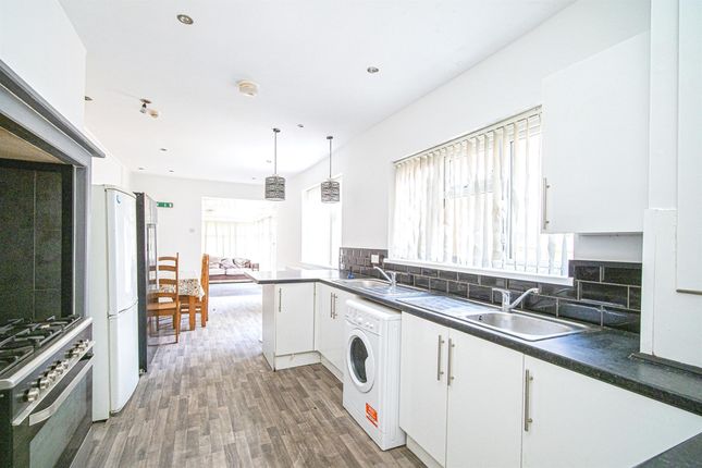 Terraced house for sale in Desmond Avenue, Hull