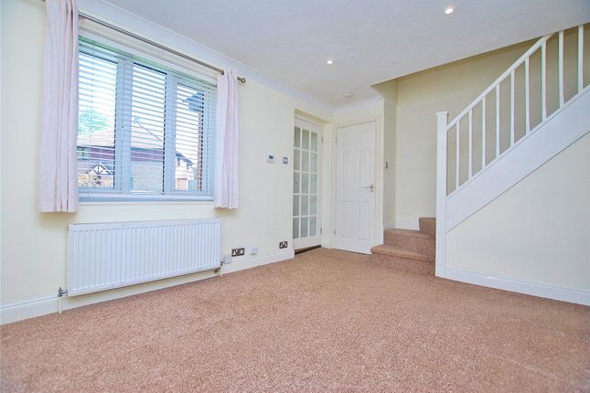 86, Dairymans Walk, Guildford photo 4