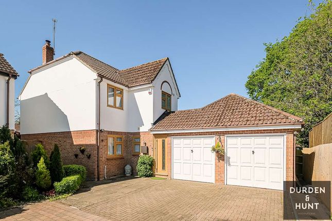Thumbnail Detached house for sale in Coopers Mews, Coopers Hill, Ongar