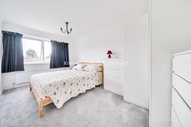 21, Broadheath Drive, Chislehurst photo 4