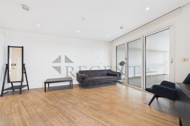 4, New Drum Street, London photo 2