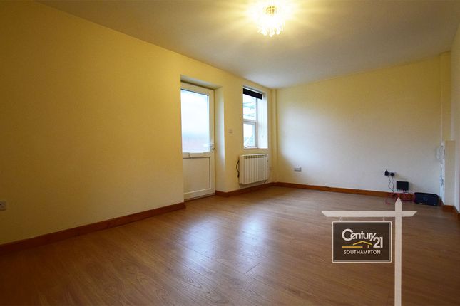 Flat 10,  32, Clifton Road, SOUTHAMPTON photo 2