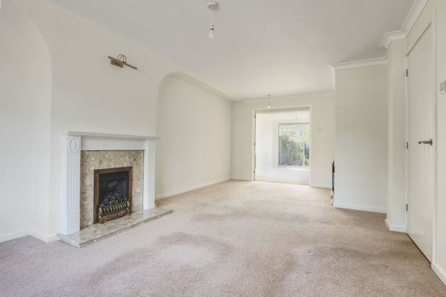 20 Park Lane, Ware photo 3