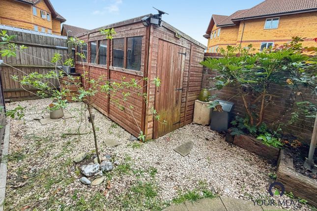 130, Frobisher Road, Erith photo 2
