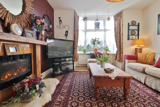 8, London Road, Waterlooville photo 3