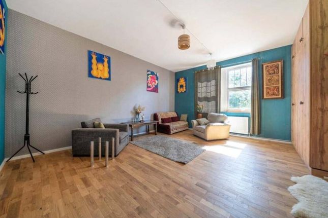 Flat 4, 28, Oaklands Road, Bromley photo 2