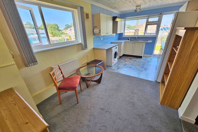 32, Ferneham Road, Fareham photo 3