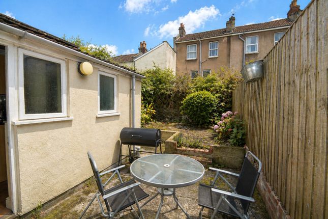 Garden Flat, 50, Brighton Road, Bristol photo 2