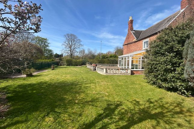 South Grange, Main Road, Louth photo 3