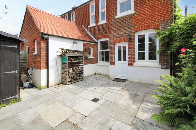 Thumbnail Semi-detached house to rent in King George Avenue, Petersfield, Hampshire
