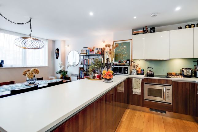 Flat 5, 14, Chance Street, Shoreditch photo 4