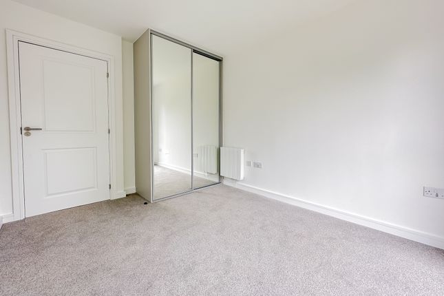 Flat to rent in Sylvester Close, Derbys