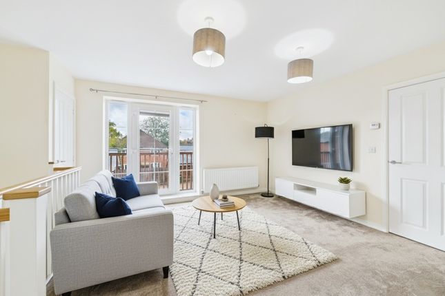 44, Ellis Road, Horsham photo 2
