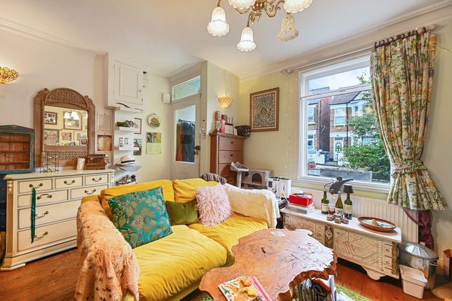 24, Wells House Road, London photo 2