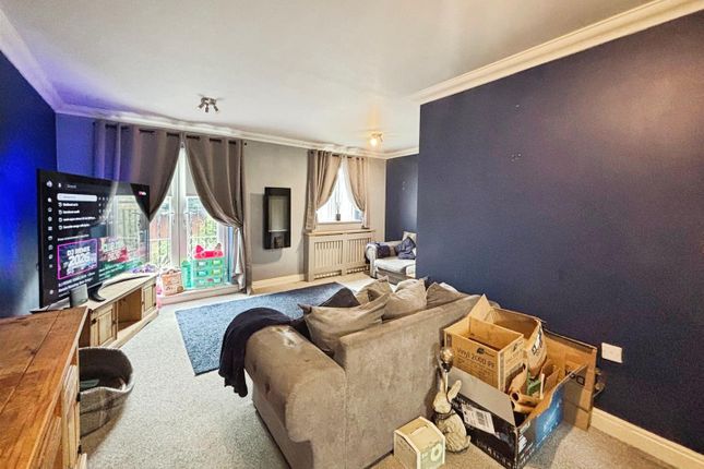 29, Beckside, Halifax photo 4