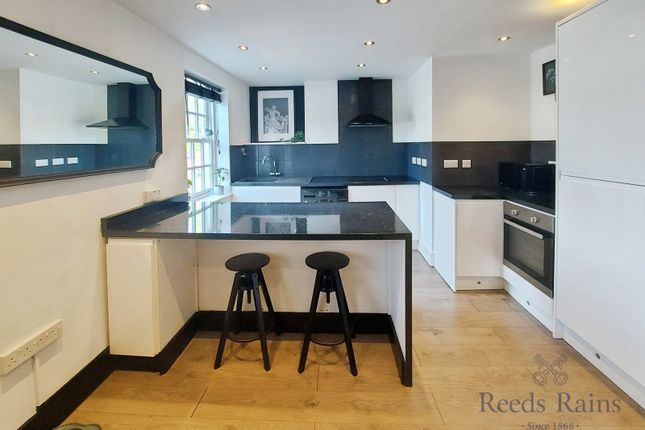 Apartment 6, The Whitehouse, 105, Spath Lane, Wilmslow photo 2