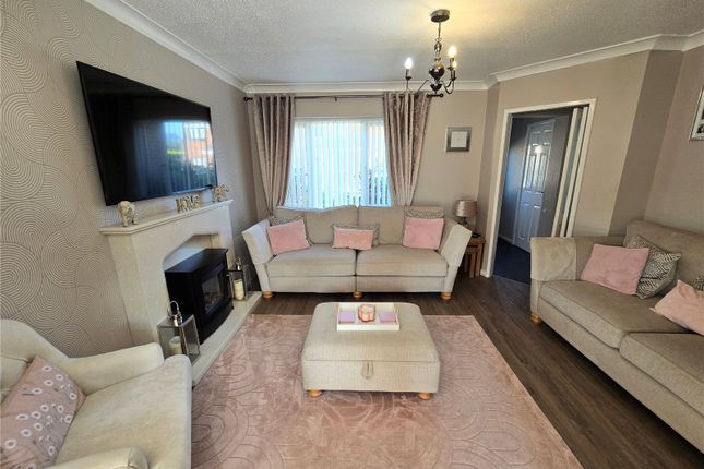 16, Glan Seiont, Gwynedd photo 4