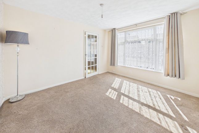 10, Belsize Road, Hemel Hempstead photo 4