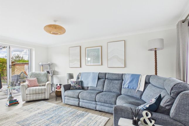 102, Wimbotsham Road, Downham Market photo 2