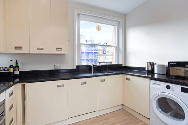 (Short-Let) Flat E, 21, Rosary Gardens, London photo 4