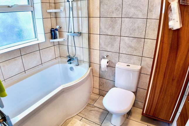27 Gladstone Street, Abertillery photo 4