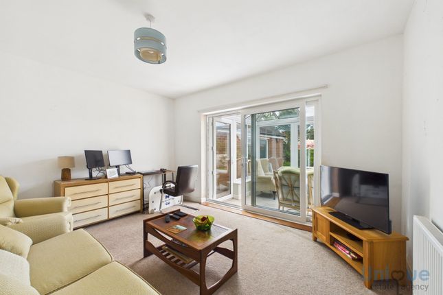8, Rossall Close, Fleetwood photo 3