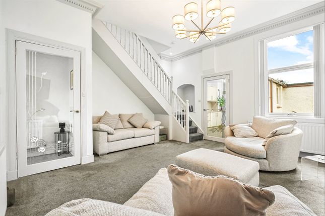 4, Dundonald Road, Irvine photo 2