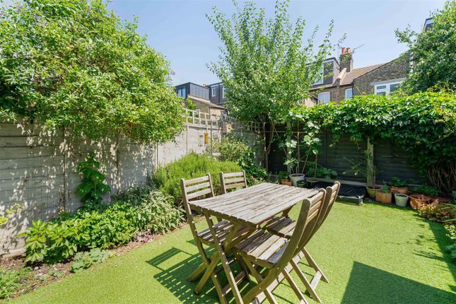 71, Rensburg Road, London photo 4