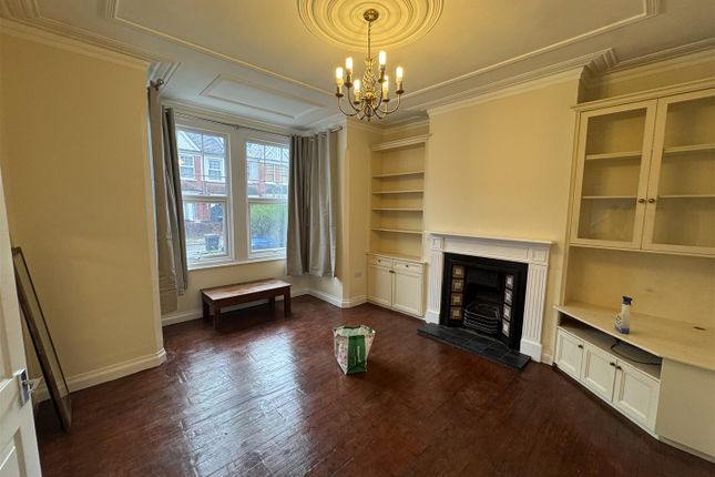 56, Melbourne Avenue, Palmers Green photo 2