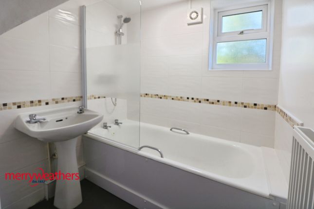 22, Marlowe Drive, Rotherham photo 4