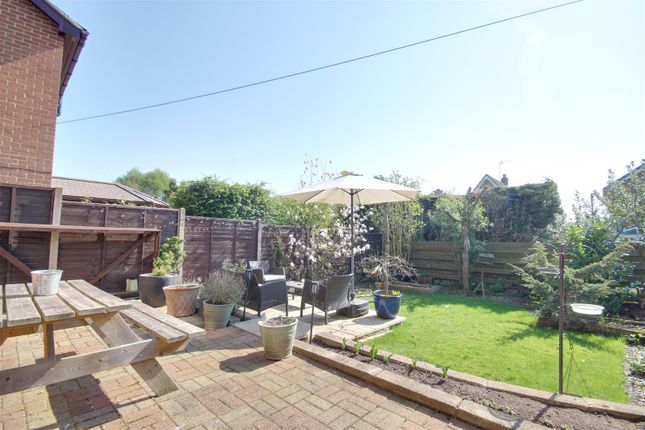 40, Castle Drive, South Cave photo 4