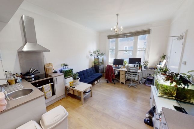Thumbnail Flat to rent in High Street, Bramley, Busbridge And Hascombe
