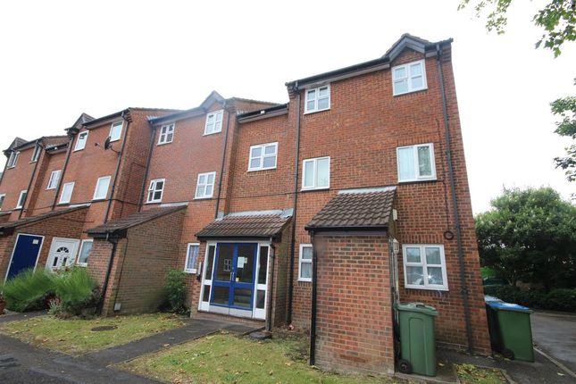 Maisonette for sale in Hunters Court, Yarmouth Gardens, Southampton
