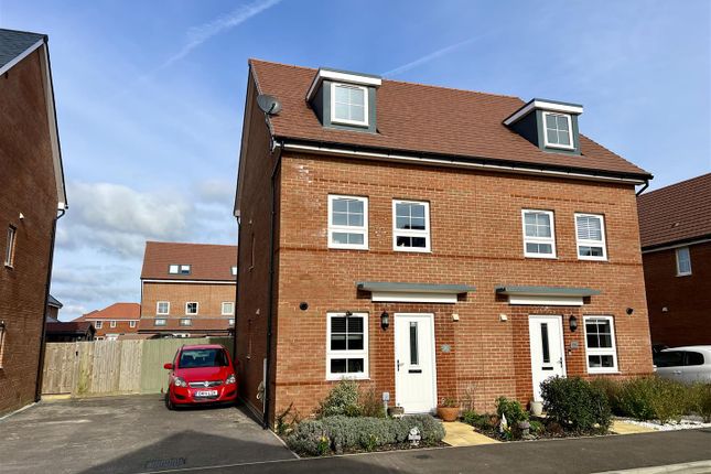 Thumbnail Town house for sale in Campbell Drive, Eastbourne