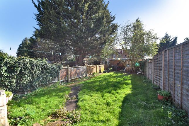 16, Tankerton Road, Surbiton photo 2