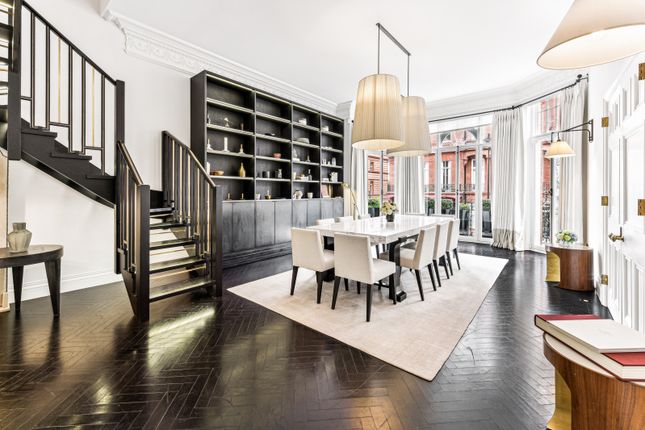 Thumbnail Terraced house to rent in Pont Street, Knightsbridge
