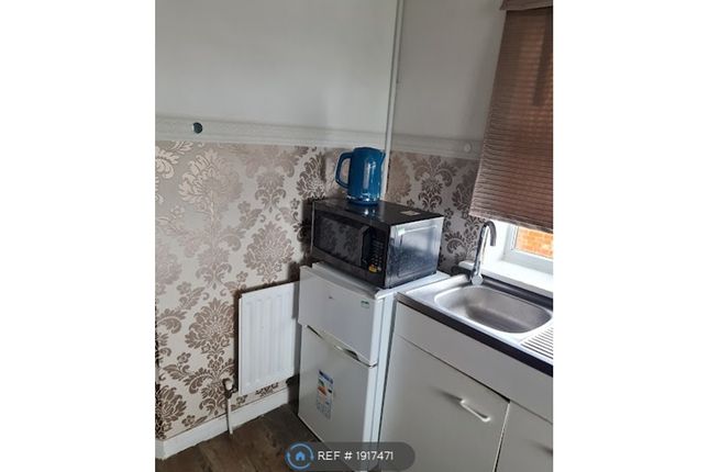 Warwick Way, Dartford, Dartford photo 4