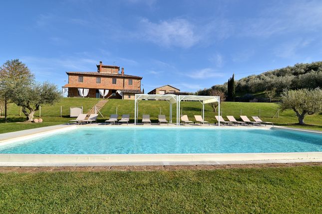 Villa for sale in Certaldo, Certaldo, Florence, Tuscany, Italy
