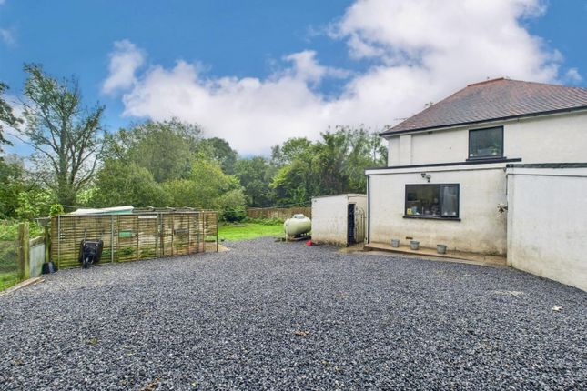 Min Yr Afon, Llethri Road, Llanelli photo 4