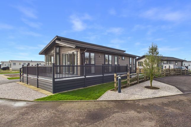 2-bed caravan on 26, Riverside Country Lodges, Nottingham, £160,000