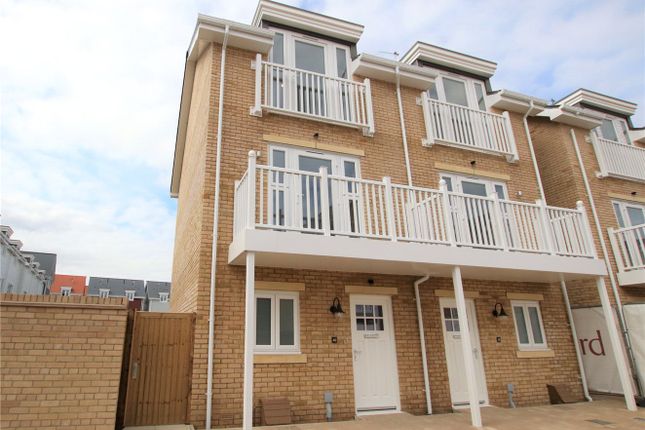 Thumbnail Town house to rent in New Hampshire Street, Reading, Berkshire