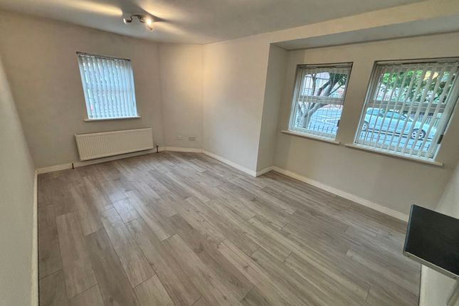 Flat 2 - 45, Regent Road, Newcastle upon Tyne photo 2