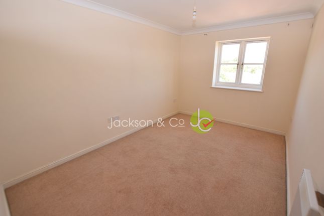Flat to rent in Albany Gardens, Colchester