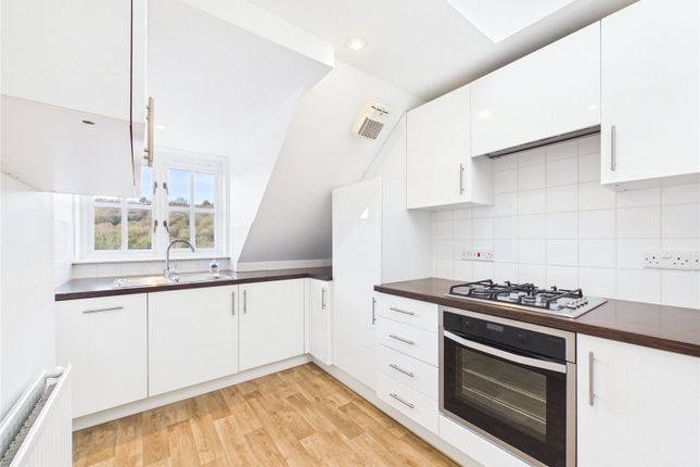 11 Linden House,, Barkleys Hill, Bristol photo 3