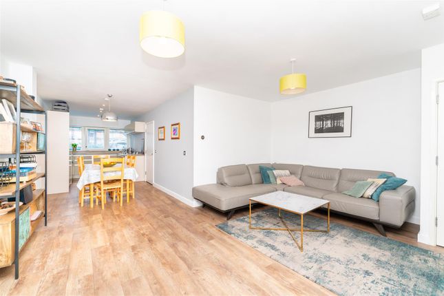 Town house for sale in Drayton Green, London