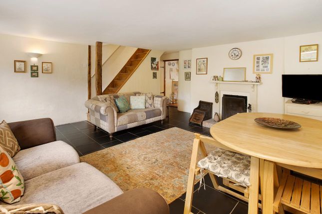 Blackberry Cottage 14, High Street, Kenton photo 2